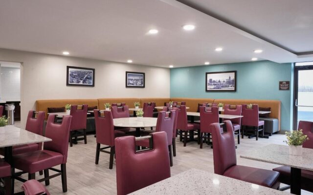 Comfort Inn & Suites Pottstown Eastern Gateway