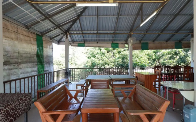 Kongsup Resort by OYO Rooms