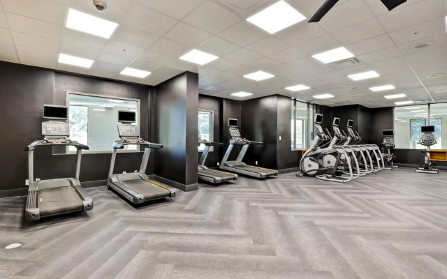 Four Points by Sheraton St. Catharines Niagara Suites
