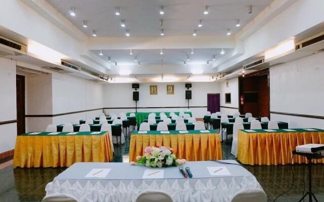 Baanrai Riverkkwai Resort