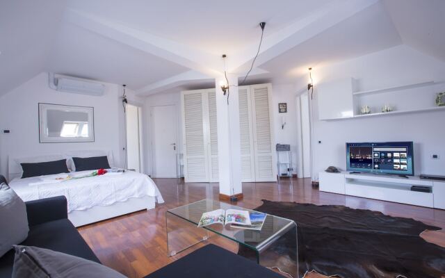 De Cristoforis Apartment