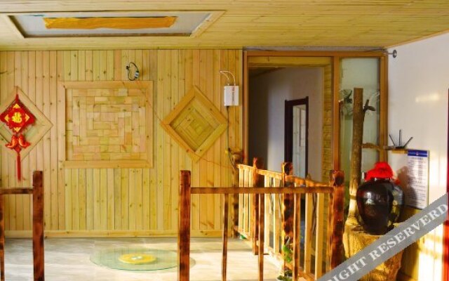 Xuegu Xinfu Guest House