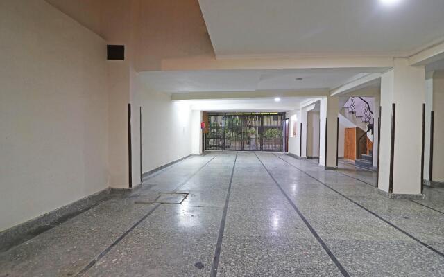 OYO 44941 Athiti Residency