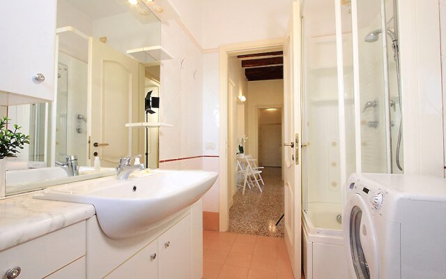 City Apartments - Venice View