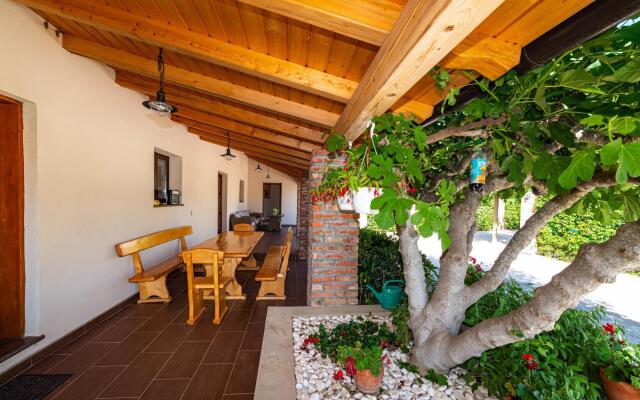 Poolincluded Villa Dalmatia