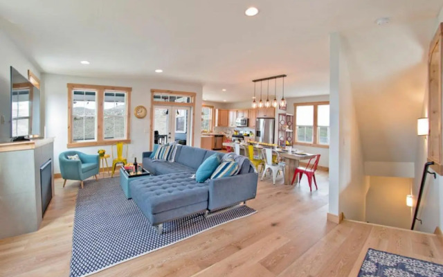 Walking on Sunshine #75