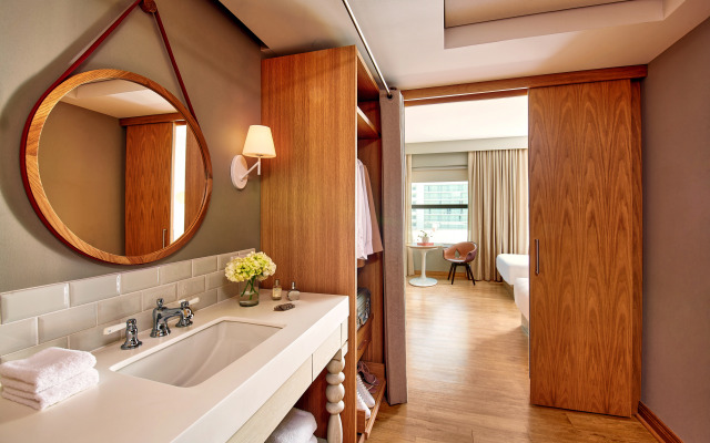 Virgin Hotels Chicago