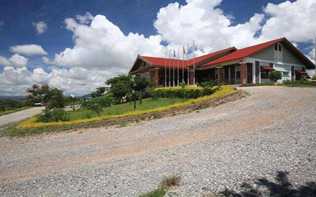 Vansana Plain of Jars Hotel