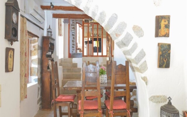 The Traditional Homes of Crete - Almond Tree Villas