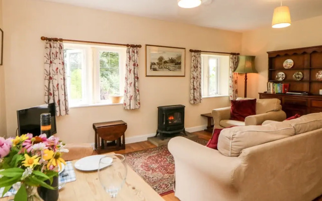 Underbank Hall Cottage