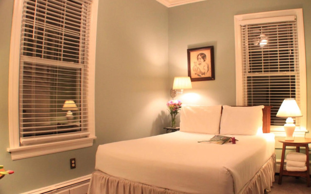Carisbrooke Inn