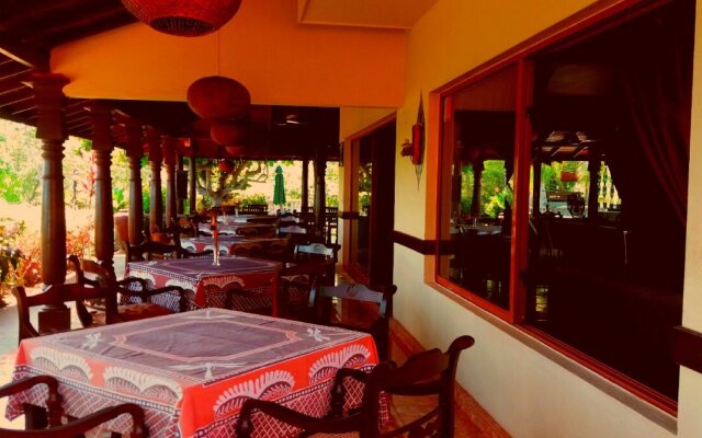 Asian Jewel Boutique Hotel