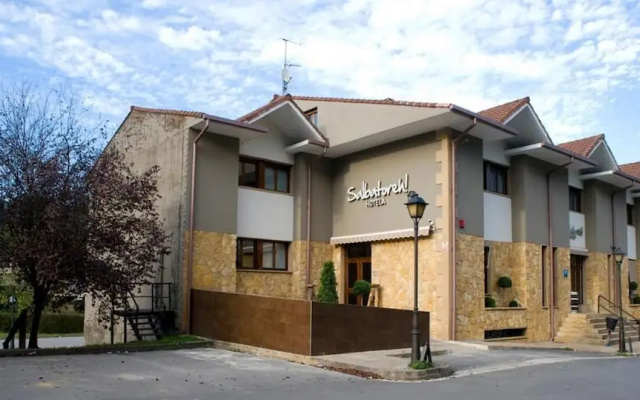 Hotel Salbatoreh