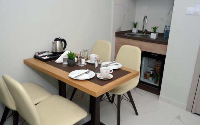 Alexandar Square Apartments