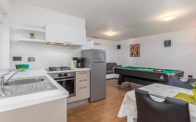 Beautiful Home in Vodnjan With Wifi and 2 Bedrooms