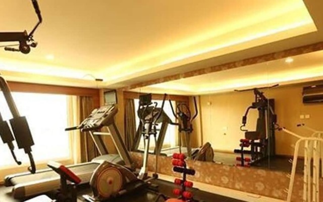 Fabhotel Prime Le Palace
