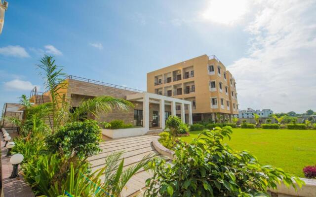 Budget Inn Service Apartments - Tiger Plaza