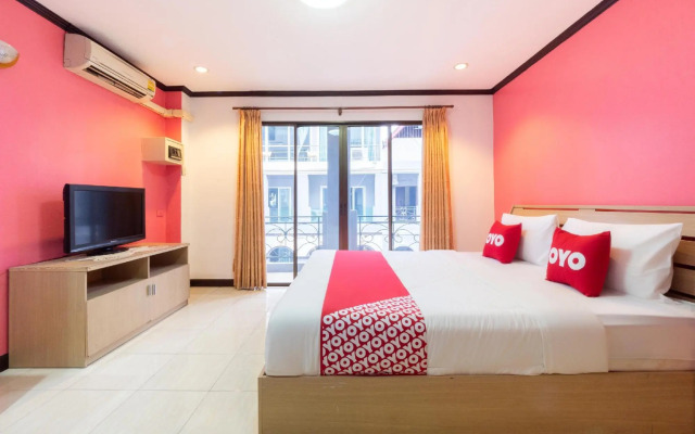 Oyo 75327 Diyana Residence