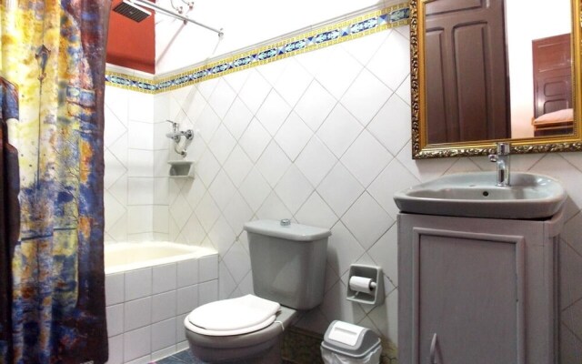 Casa Colonial Mirta y Candido CAMAGUEY