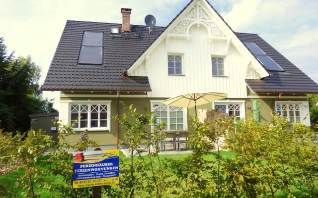 Lindenstrasse Haus Sonnenrose