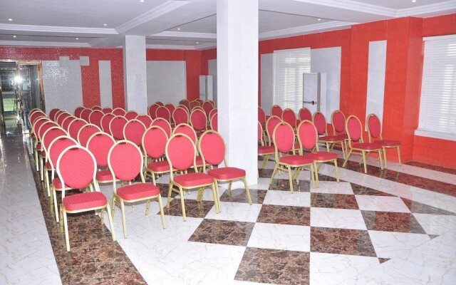 Top Rank Hotel Galaxy