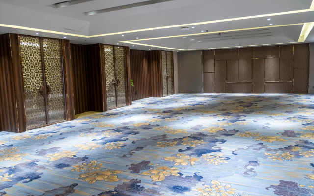 Ramada by Wyndham Cox's Bazar Kolatoli Beach