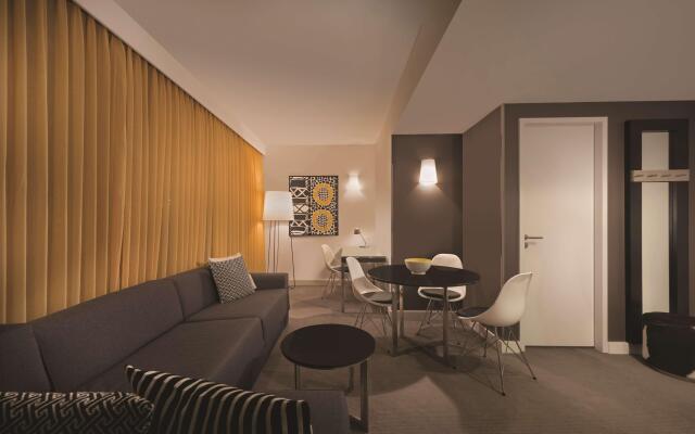 Adina Apartment Hotel Berlin Hackescher Markt