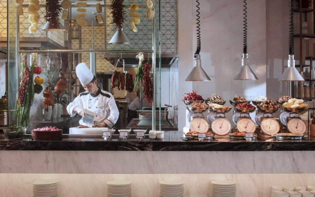 Sofitel Guiyang Hunter