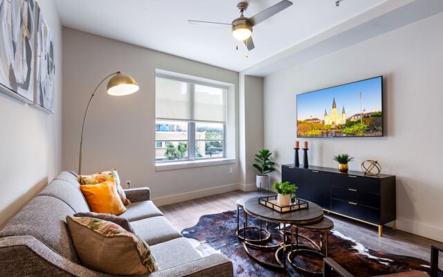 Peaceful Condo near Canal street