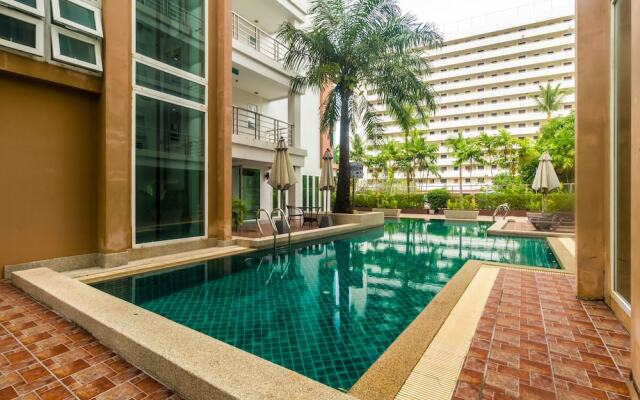 Heaven Lagoon Apartments by Lofty