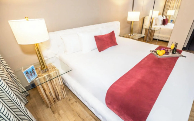 The Shoreline Suites