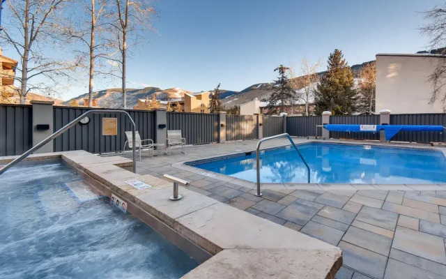 Westwind 303 1BD 1BA Plat. Condo