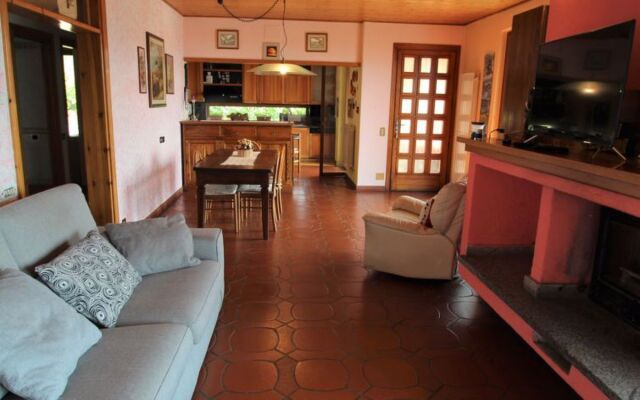 Apartment Angela Luino