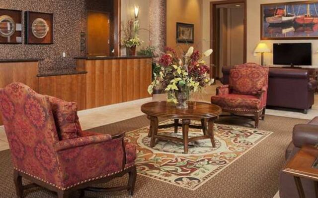 DoubleTree by Hilton Bay City - Riverfront