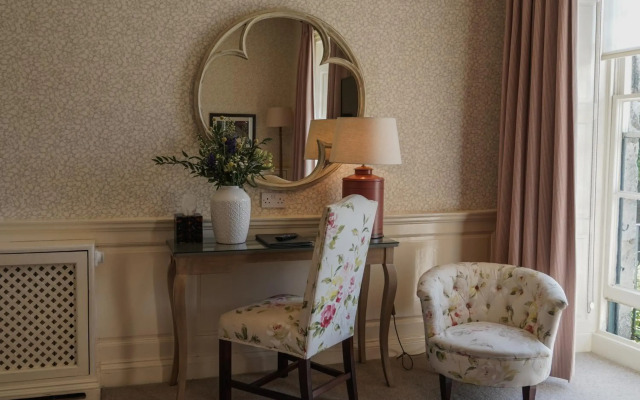 The Close Hotel