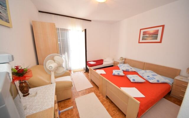 Smilje - Good Location & Parking - R4