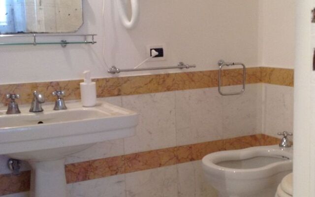 Gentile da Fabriano Apartments