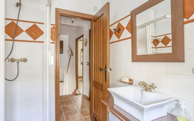 Comfy Holiday Home in Carcabuey With Patio