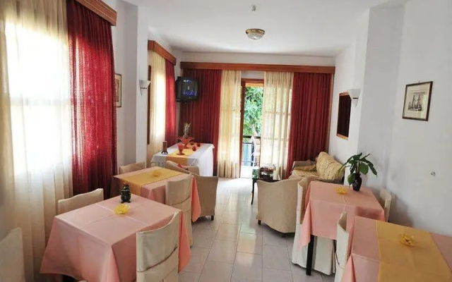 Sama Hotel