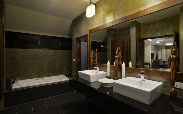 The Quarter Hotel