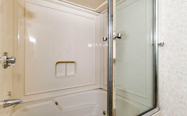 Econo Lodge West Springfield