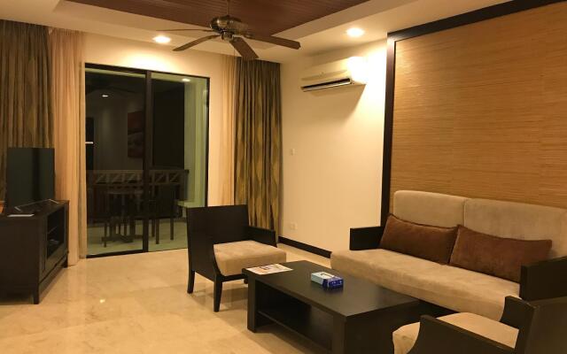Sunset Seaview Beach Villas & Spa Suites at Nexus Karambunai