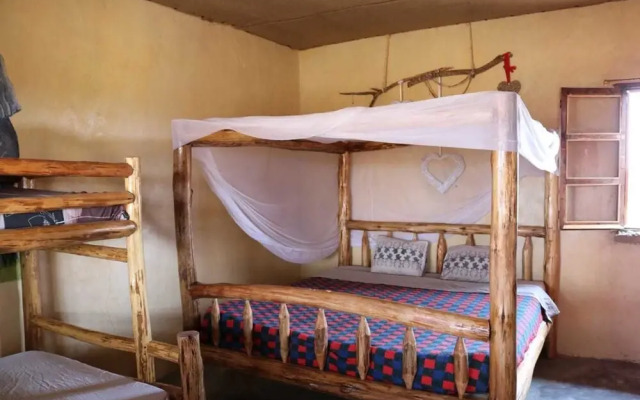 WE4Kenya Guesthouses and Farm