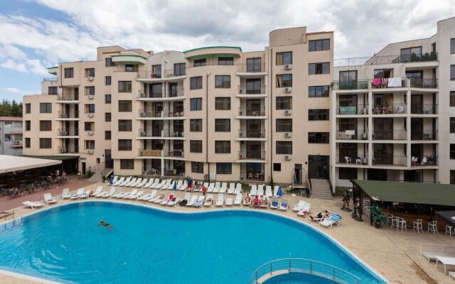 One Bedroom Apartment with Balcony