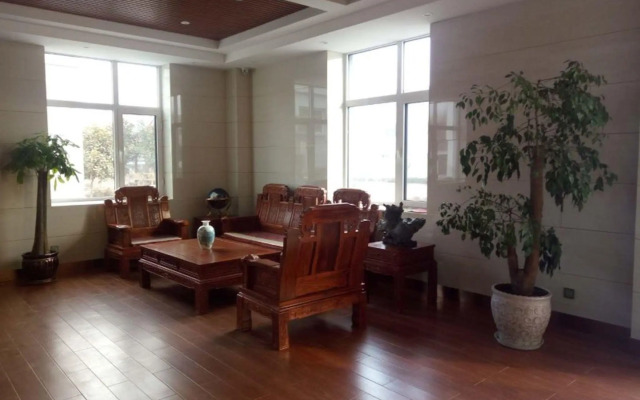 GreenTree Inn Qingdao Jiaozhou Jiaoping Road Aviation Industry Park Express Hotel