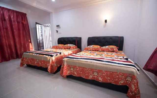 Wan Danisha Villa Inn