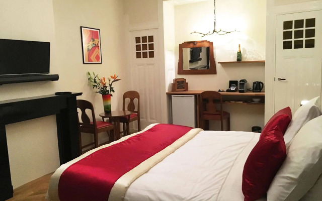 Amsterdam Suites