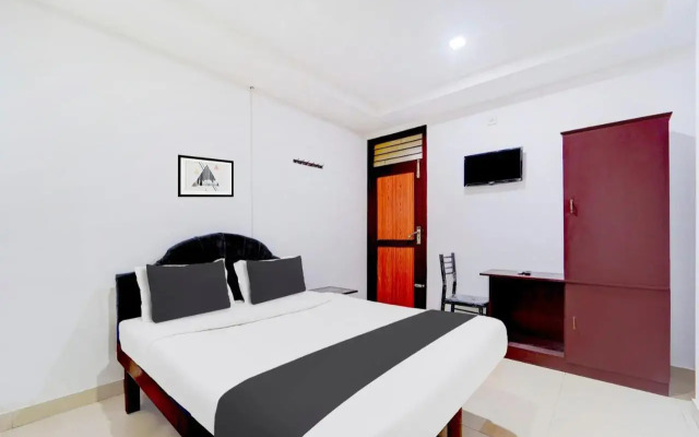 R K Residency by OYO Rooms