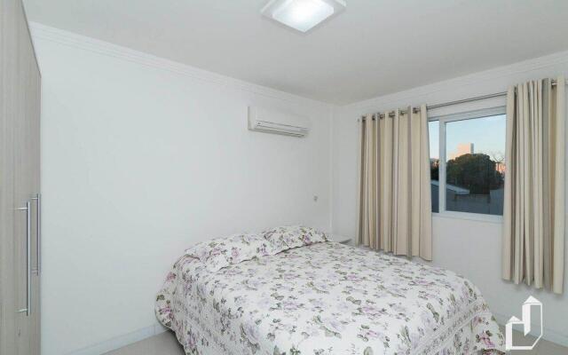 Kremer Residence: Apartamento Amplo Próximo ao Mar