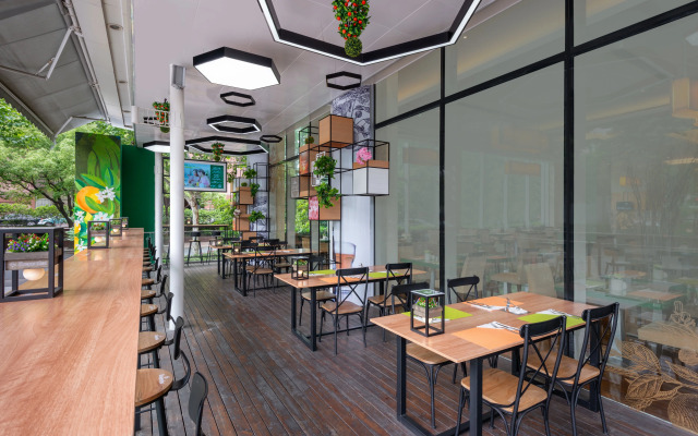 Holiday Inn Shanghai Pudong by IHG